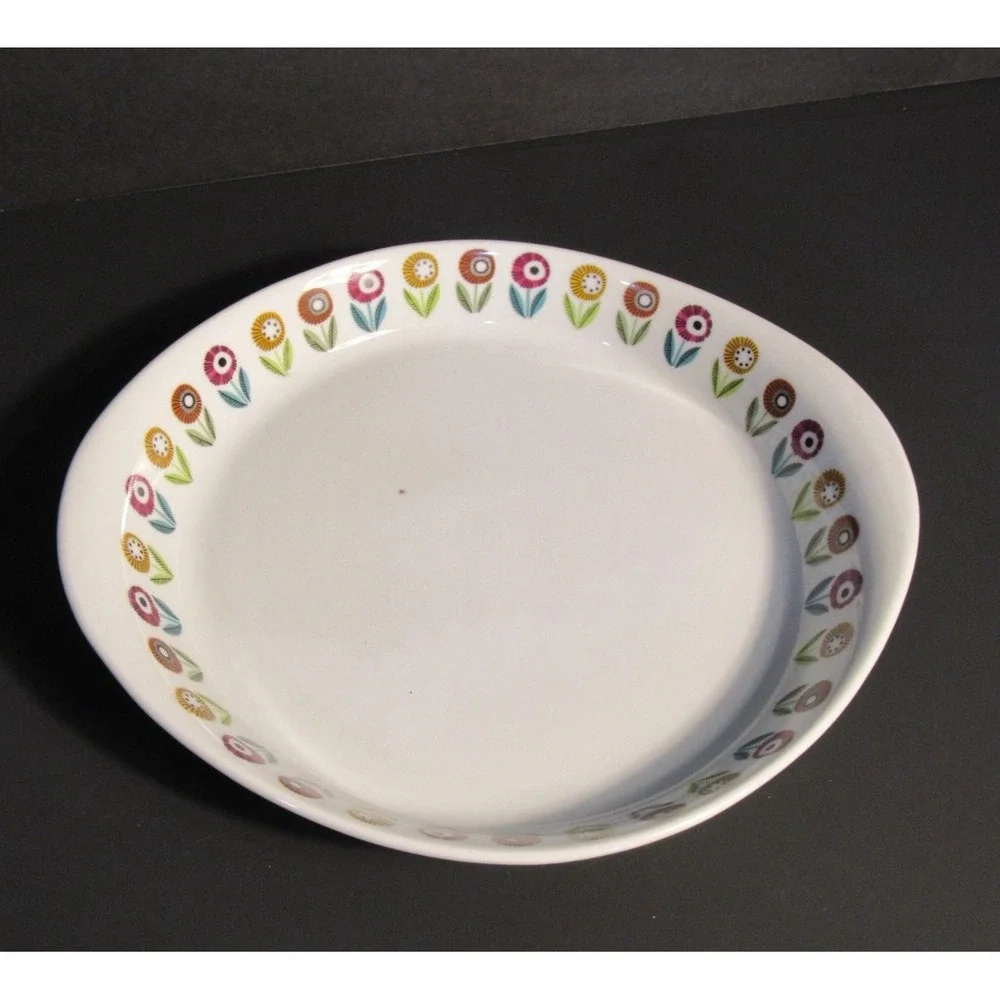 Upsala-Ekeby Karlskrona Ignis Dukat Roung Baking Dish Sweden MCM Floral 11.25in